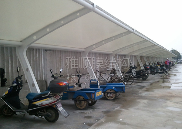 膜結構電動車、自行車棚