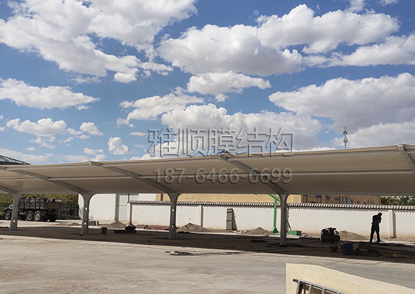 膜結(jié)構(gòu)車(chē)棚-阿拉善額濟(jì)納旗畜牧局交付使用(封面）